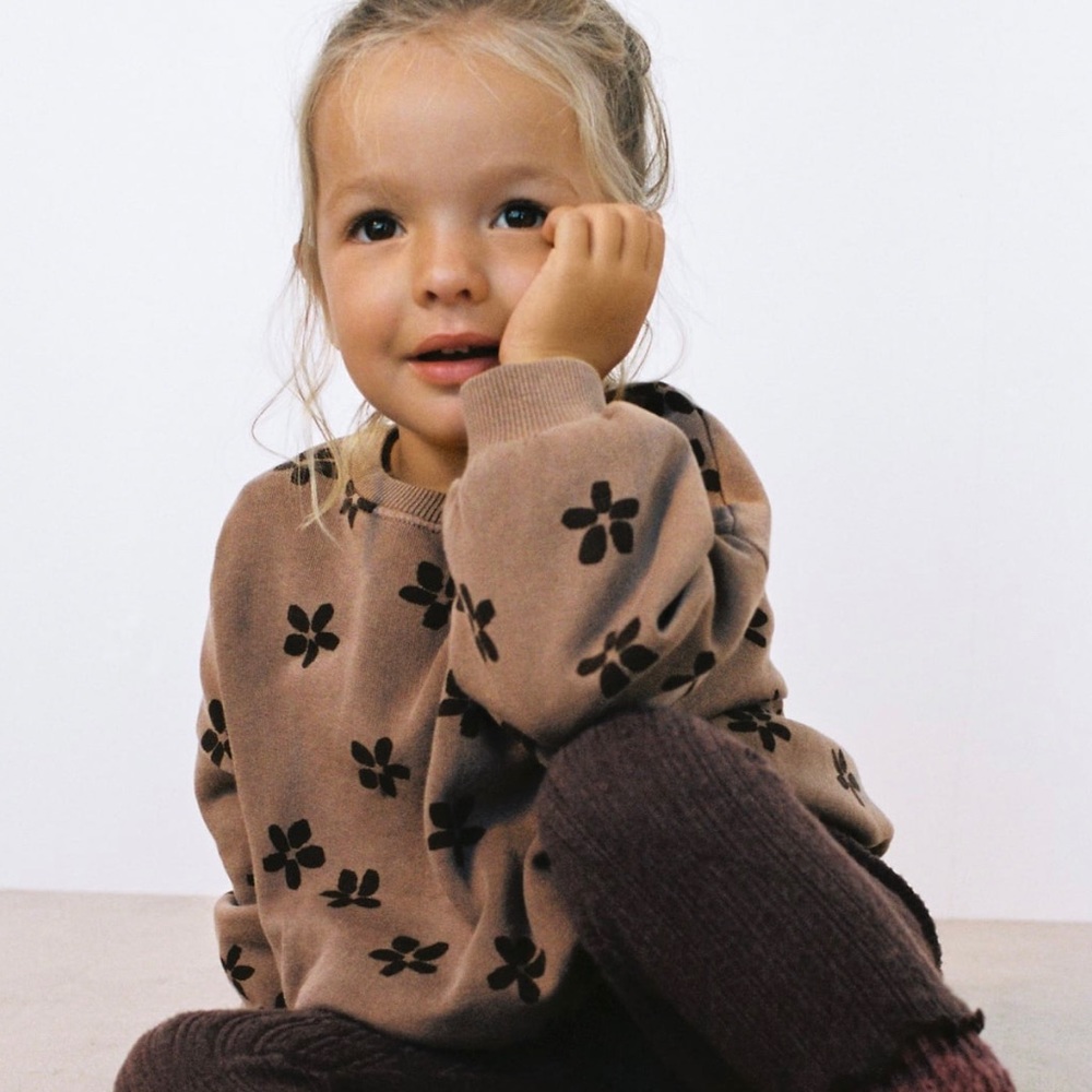 BNWT Zara Floral Sweatshirt // Size: 3-4